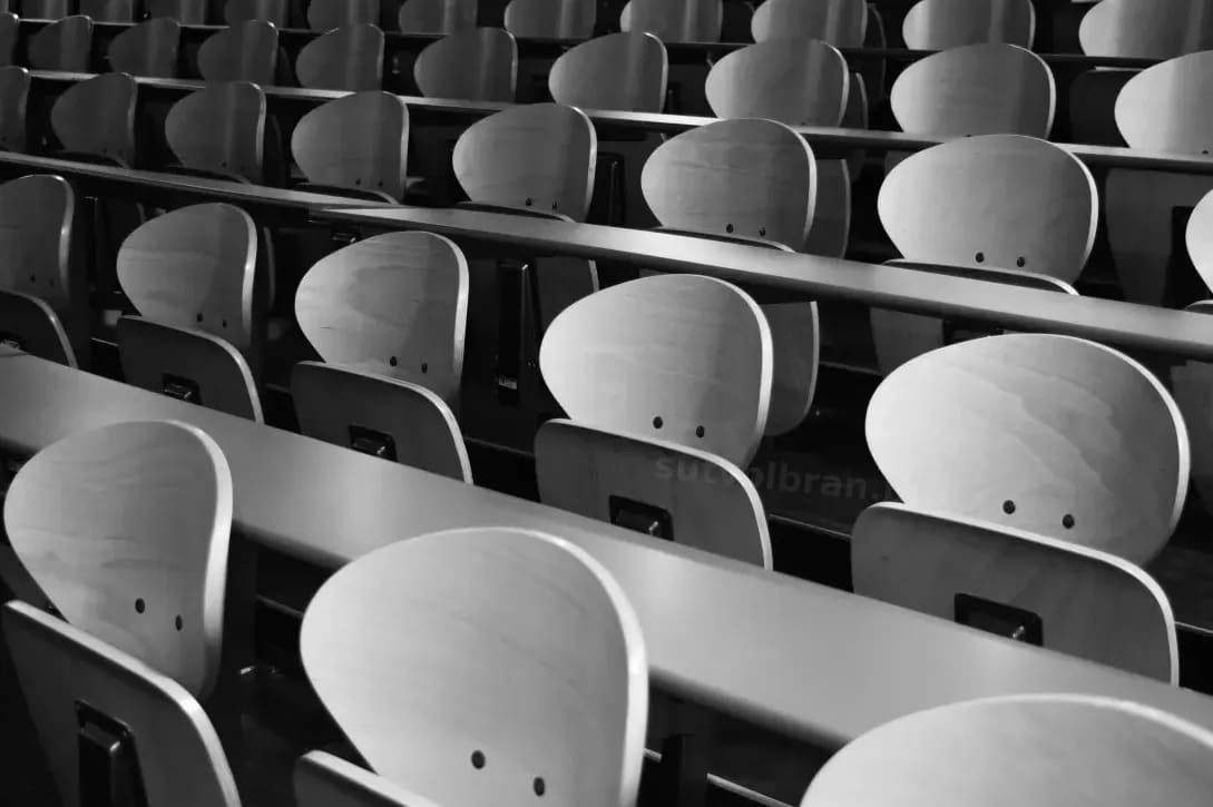 Cómo diseñar conferencias que mantengan la atención de principio a fin